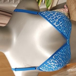VS Pink bikini top size S blue animal print